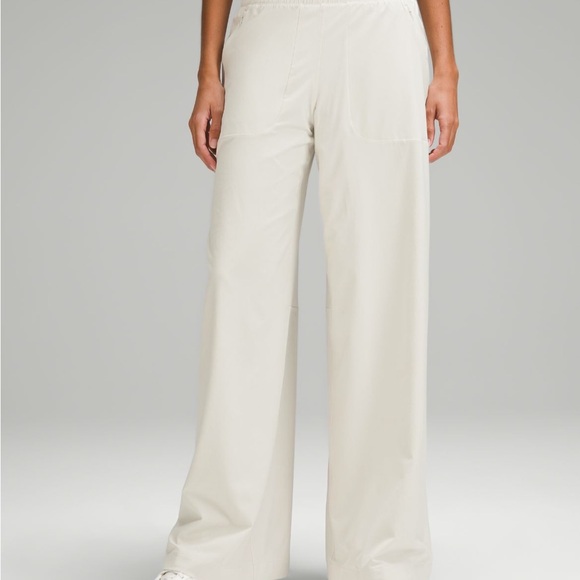 lululemon athletica Pants - Lululemon NWT sz 8 Bone swift mid rise wide leg pants